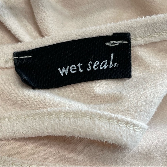 🌟Sold WET SEAL Bundle Crochet open loose knit shrug + suede like halterBOHO top - Picture 8 of 11